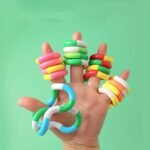 Multi Colour Plastic Twister Toy (4 pieces) - Image 4